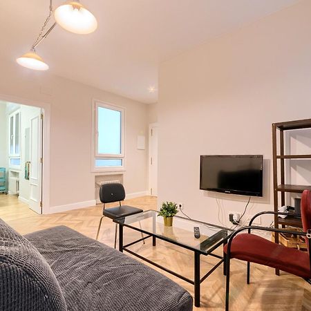 Euskalduna, Vivienda Turistica Moderna Y Renovado Bilbao Bagian luar foto