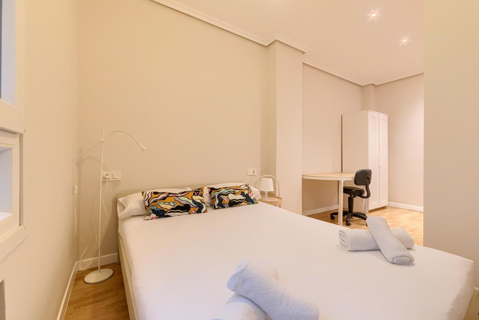 Euskalduna, Vivienda Turistica Moderna Y Renovado Bilbao Bagian luar foto